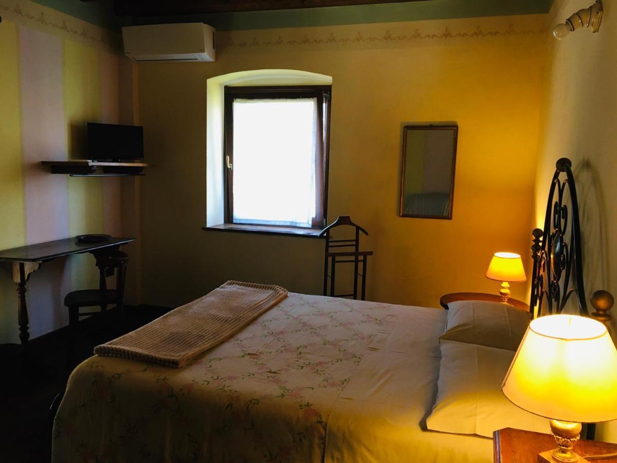 B&B Ai Tre Confini Monzambano Εξωτερικό φωτογραφία
