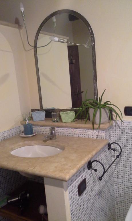 B&B Ai Tre Confini Monzambano Εξωτερικό φωτογραφία