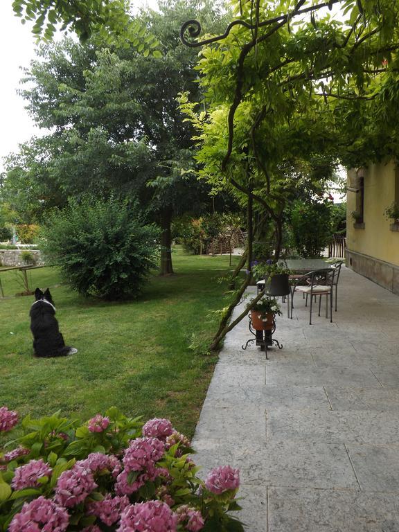 B&B Ai Tre Confini Monzambano Εξωτερικό φωτογραφία