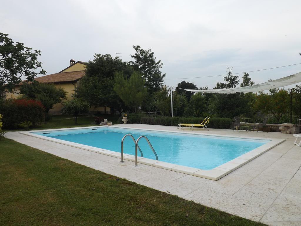 B&B Ai Tre Confini Monzambano Εξωτερικό φωτογραφία