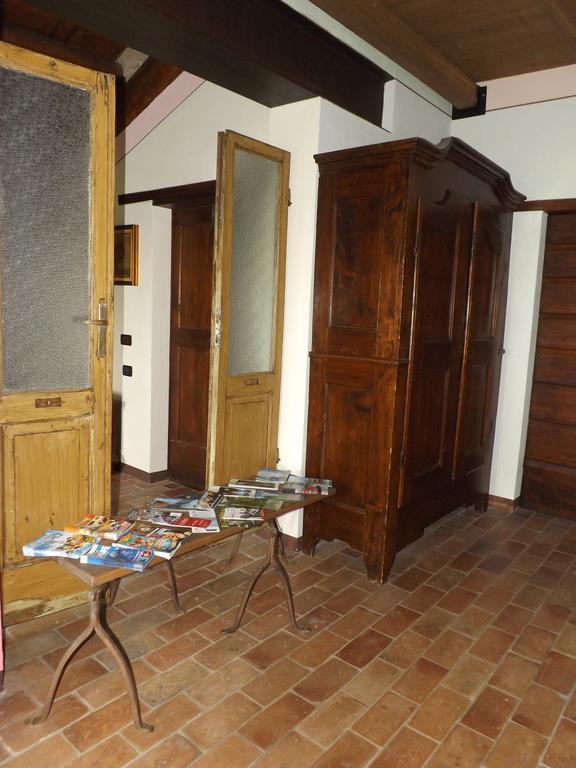 B&B Ai Tre Confini Monzambano Εξωτερικό φωτογραφία