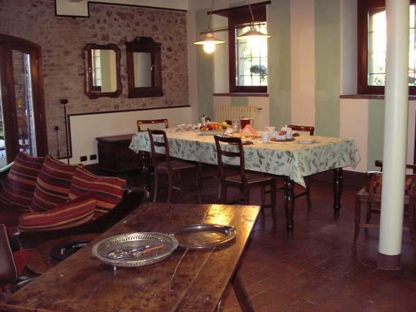 B&B Ai Tre Confini Monzambano Εξωτερικό φωτογραφία
